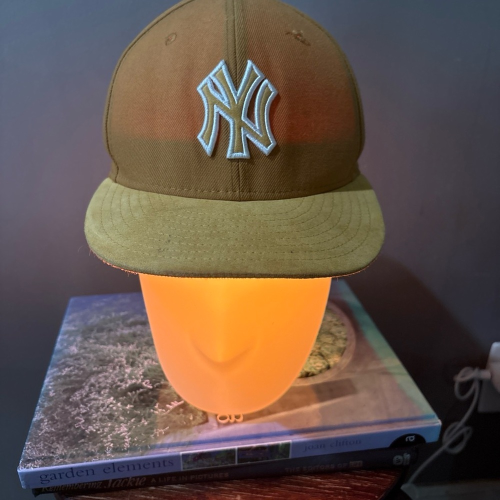 New Era 59FIFTY New York Yankees
Fitted Hat Size 7 Brown Tan MLB Cap